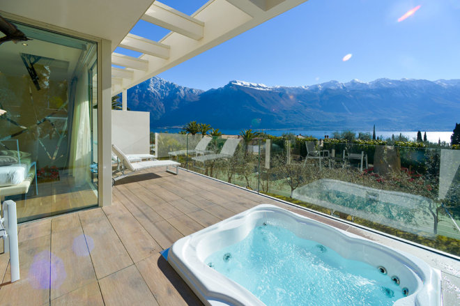 Park hotel Imperial - camere e suites- deluxe suite con vista sul Lago di Garda | Centro Tao